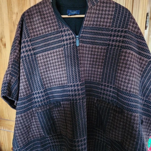 Womens Rachel Roy cape coat - Picture 2 of 9